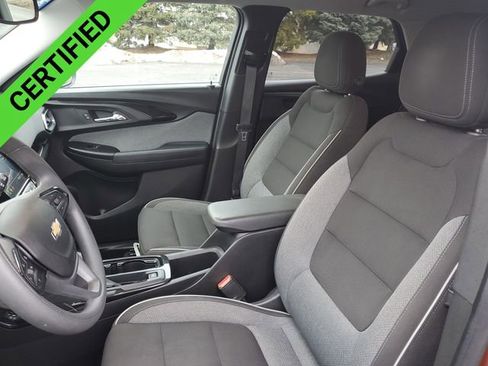 Certified 2021 Chevrolet TrailBlazer LT w/ Convenience Package image 19