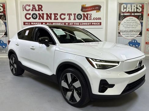 Used 2023 Volvo C40 P8 Recharge Ultimate AWD/4WD image 2