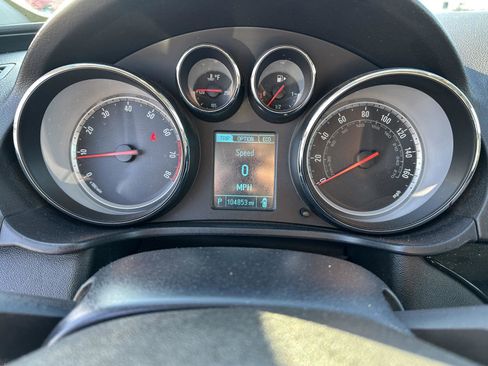 Used 2013 Buick Regal Premium image 27