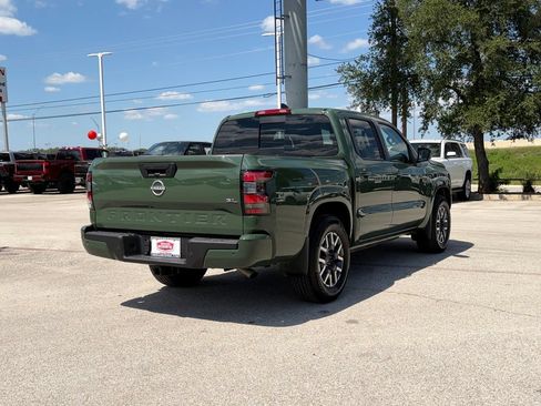 Used 2024 Nissan Frontier SL w/ Technology Package RWD image 5