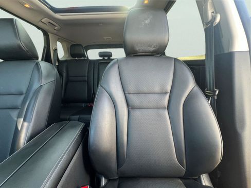 Used 2023 Nissan Rogue SV w/ SV Premium B Package FWD image 26