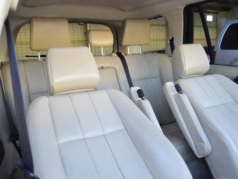 Used 2013 Land Rover LR2 HSE AWD/4WD image 49