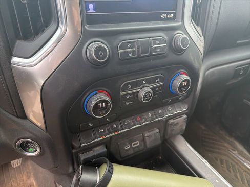 Used 2020 Chevrolet Silverado 1500 RST image 24