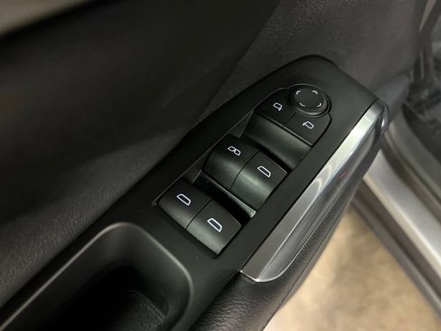 Certified 2024 Chevrolet Traverse LT w/ Trailering Package AWD/4WD image 17