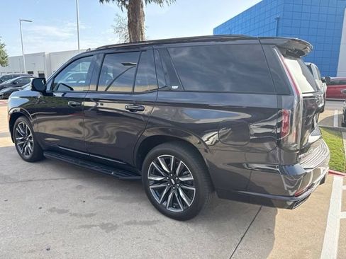 Used 2023 Cadillac Escalade Sport w/ Touring Package AWD/4WD image 3