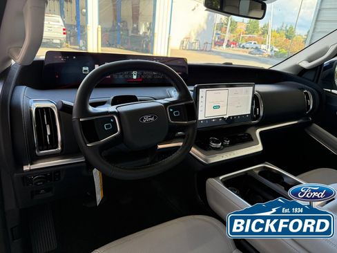 New 2027 Ford Expedition Platinum w/ Platinum Ultimate Package AWD/4WD image 13