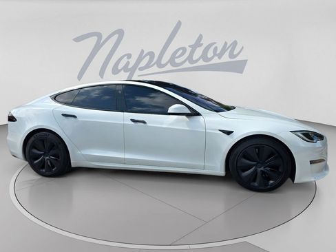 Used 2022 Tesla Model S Plaid AWD/4WD image 3