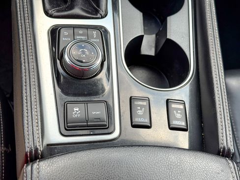 Used 2019 Nissan Maxima 3.5 SV w/ Floor Mat Group image 30