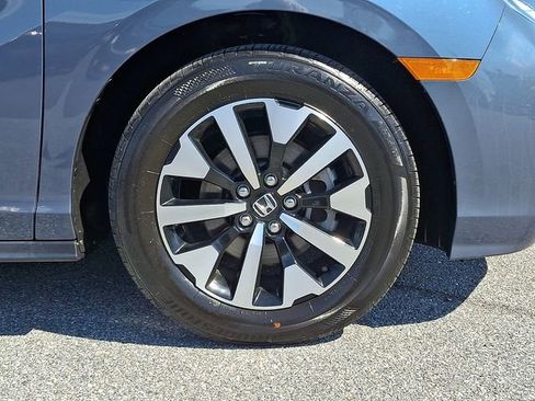 Used 2025 Honda Odyssey EX-L image 8