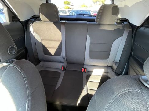 Used 2025 Chevrolet TrailBlazer LT image 36