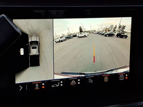 Used 2024 GMC Sierra 2500 Denali w/ Technology Package image 14