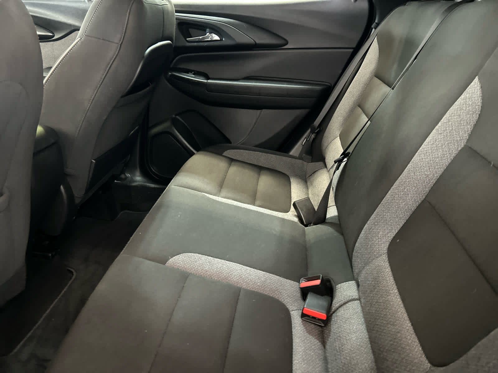 Used 2023 Chevrolet TrailBlazer LT FWD image 9