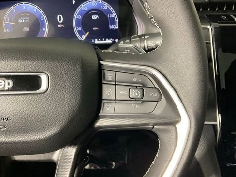 Used 2024 Jeep Grand Cherokee Laredo X w/ Luxury Tech Group I image 25