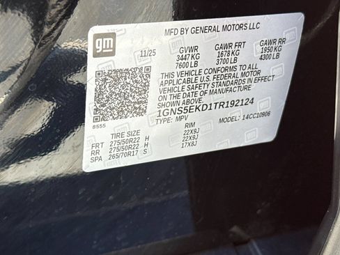 Used 2026 Chevrolet Suburban RST RWD image 43