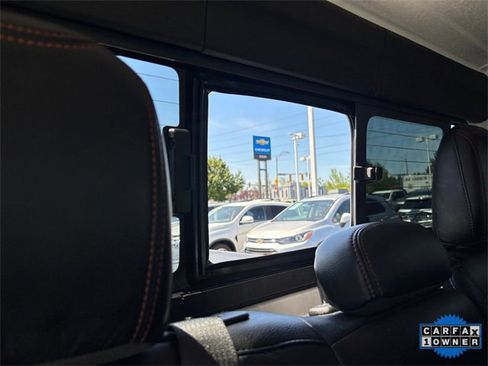 Used 2023 Jeep Gladiator Mojave w/ Safety Group image 29