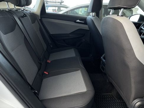 Used 2022 Volkswagen Taos S image 29