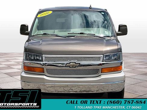 Used 2016 Chevrolet Express 2500 RWD image 3