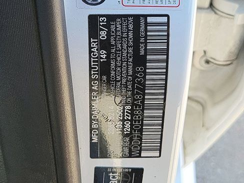 Used 2014 Mercedes-Benz E 250 BlueTEC Sedan image 32