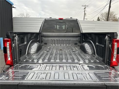 Used 2024 Ford F350 Lariat w/ Lariat Ultimate Package image 30