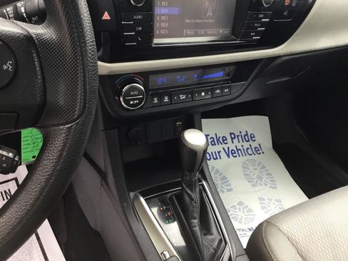 Used 2014 Toyota Corolla LE FWD image 18