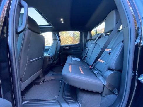 New 2025 GMC Sierra 1500 AT4 w/ AT4 Premium Package image 20