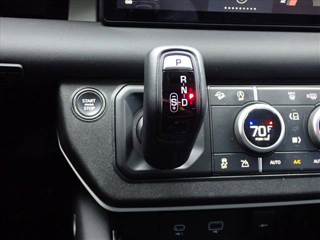 Used 2024 Land Rover Defender 110 S AWD/4WD image 20