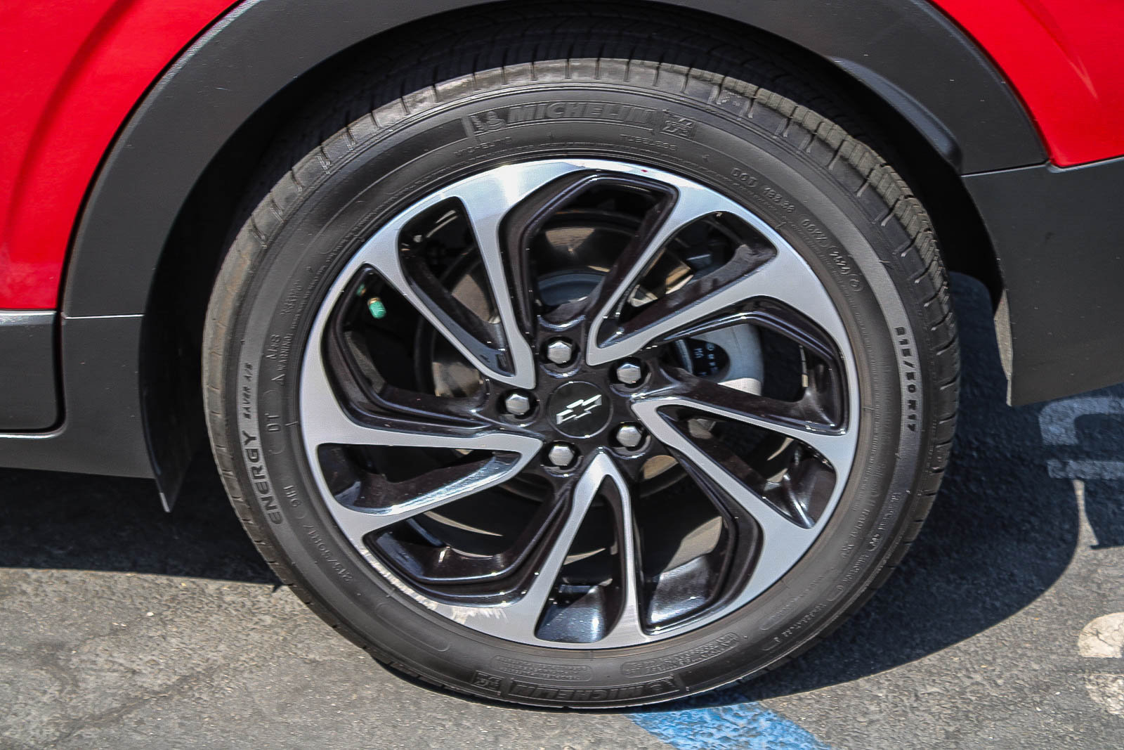 Used 2023 Chevrolet Bolt EUV Premier w/ Sun & Sound Package FWD image 12