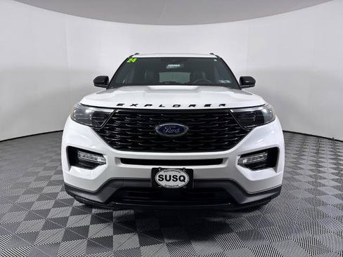 Certified 2024 Ford Explorer ST-Line w/ Class IV Trailer Tow Package AWD/4WD image 2