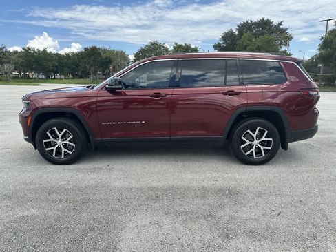 Certified 2023 Jeep Grand Cherokee L Limited w/ Trailer Tow Group (B) AWD/4WD image 11