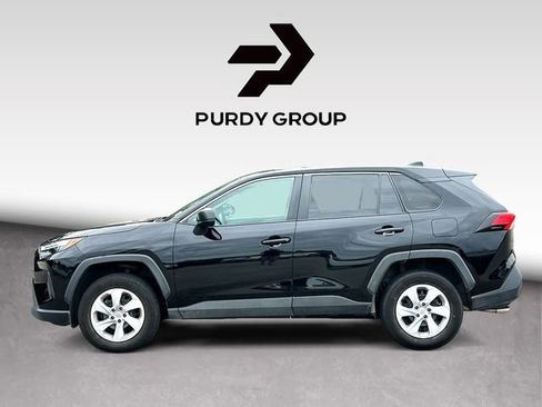 Used 2024 Toyota RAV4 LE FWD image 5