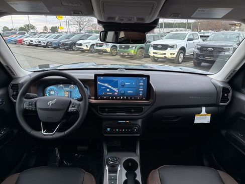 New 2025 Ford Bronco Sport Outer Banks w/ Outer Banks Tech Package+ image 23