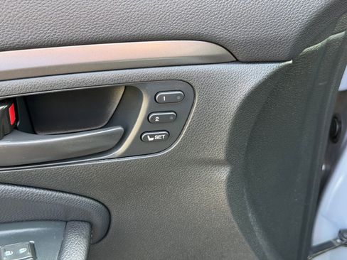 Used 2023 Honda Passport EX-L image 16