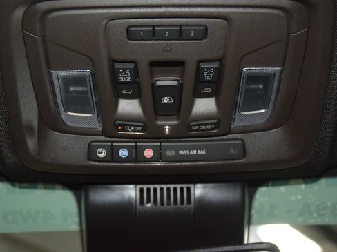 Used 2026 Chevrolet Silverado 1500 LTZ w/ LTZ Premium Package AWD/4WD image 49