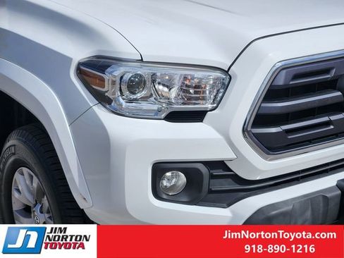 Used 2019 Toyota Tacoma SR5 image 10