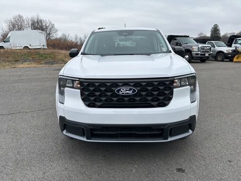 New 2025 Ford Maverick XLT image 2