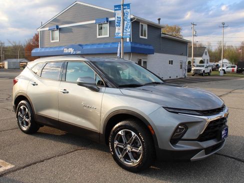 Used 2023 Chevrolet Blazer LT image 25