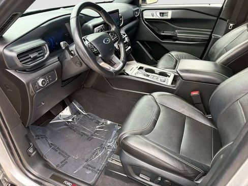 Used 2022 Ford Explorer ST w/ Equipment Group 401A AWD/4WD image 22