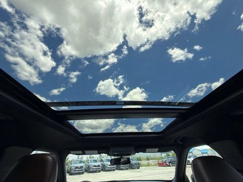 Used 2020 Ford Explorer Platinum AWD/4WD image 31