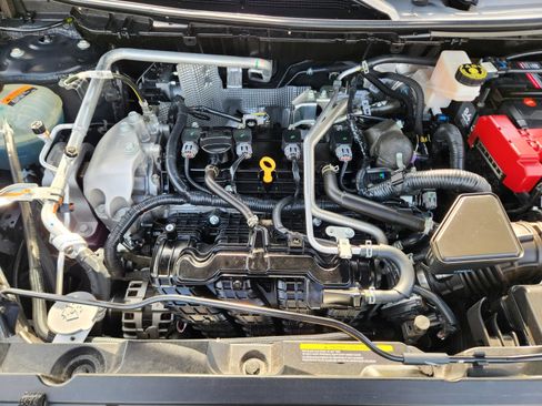 Used 2021 Nissan Rogue SV image 38