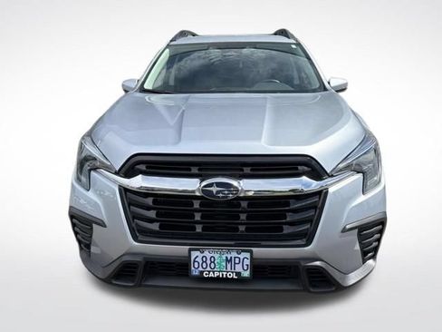 Used 2023 Subaru Ascent Premium w/ Convenience Package AWD/4WD image 6