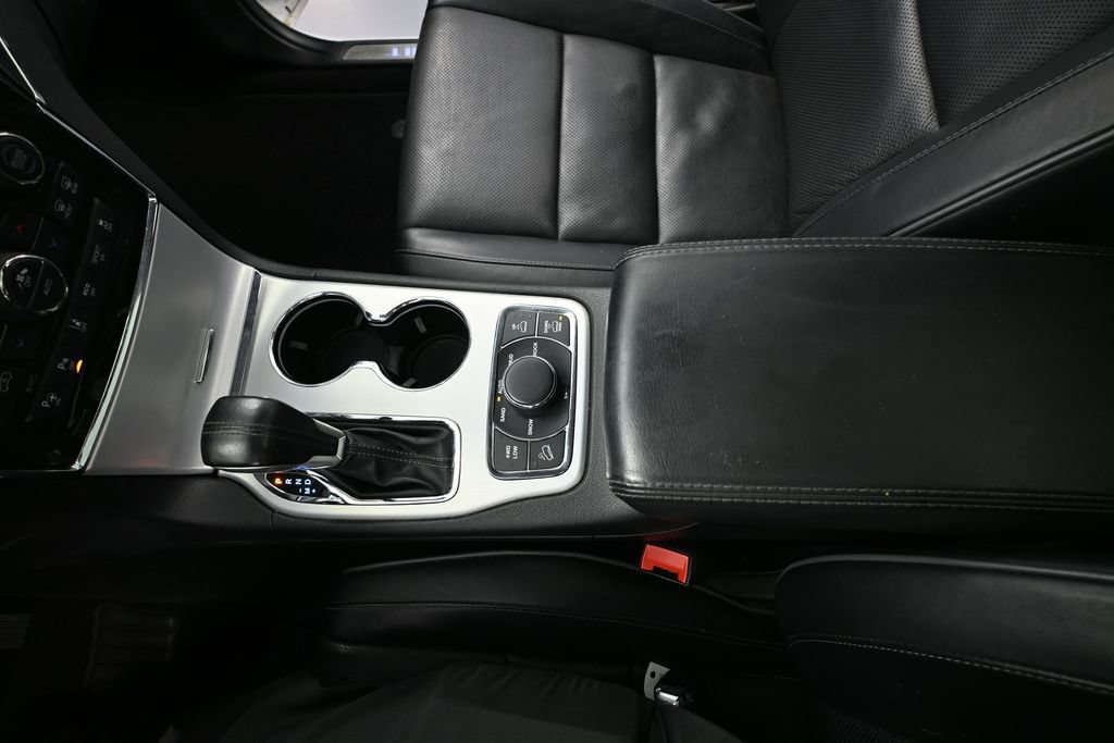 Used 2021 Jeep Grand Cherokee Summit AWD/4WD image 26