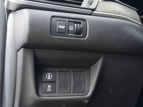 Used 2018 Honda Accord EX-L image 39