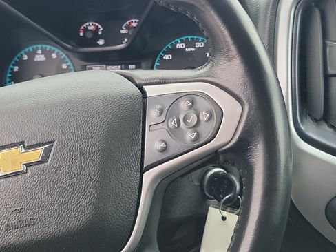 Used 2022 Chevrolet Colorado LT w/ Fleet Safety Package image 16