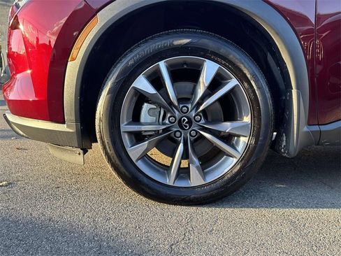 Used 2024 INFINITI QX60 Luxe image 9