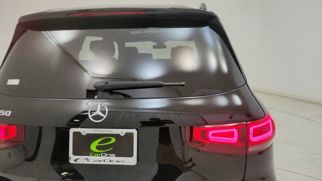 Used 2023 Mercedes-Benz GLB 250 w/ AMG Line image 27