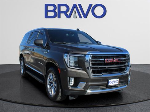 Used 2021 GMC Yukon SLT image 3