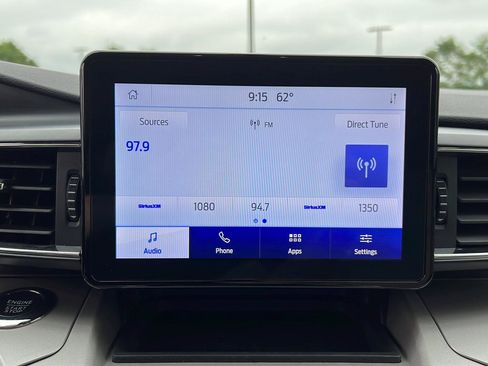 Used 2023 Ford Explorer XLT w/ Equipment Group 202A AWD/4WD image 10
