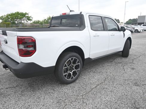 New 2026 Ford Maverick Lariat AWD/4WD image 3