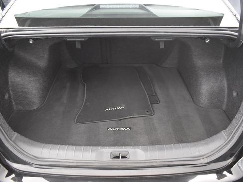 Used 2024 Nissan Altima 2.5 SV image 33