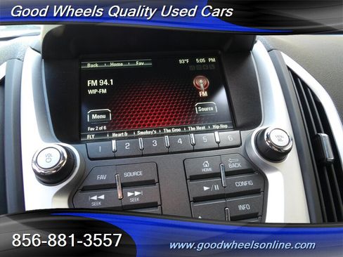 Used 2017 GMC Terrain SLE w/ Technology Package AWD/4WD image 18